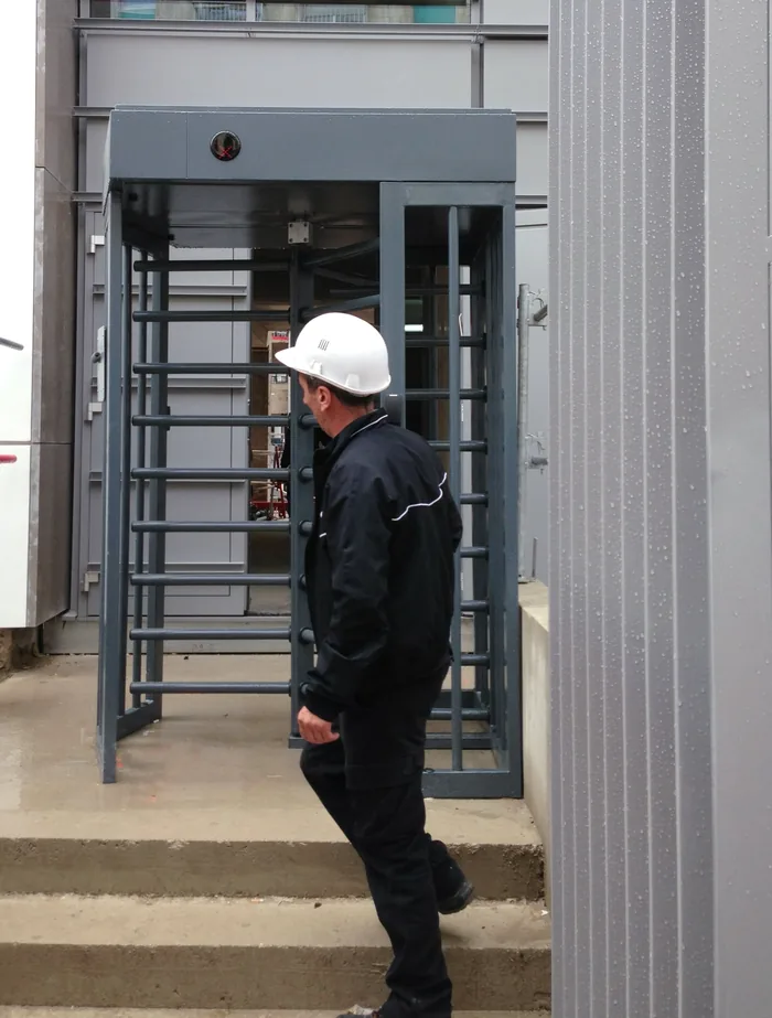 Tourniquet LTF 113 - Passage ouvrier en chantier BTP